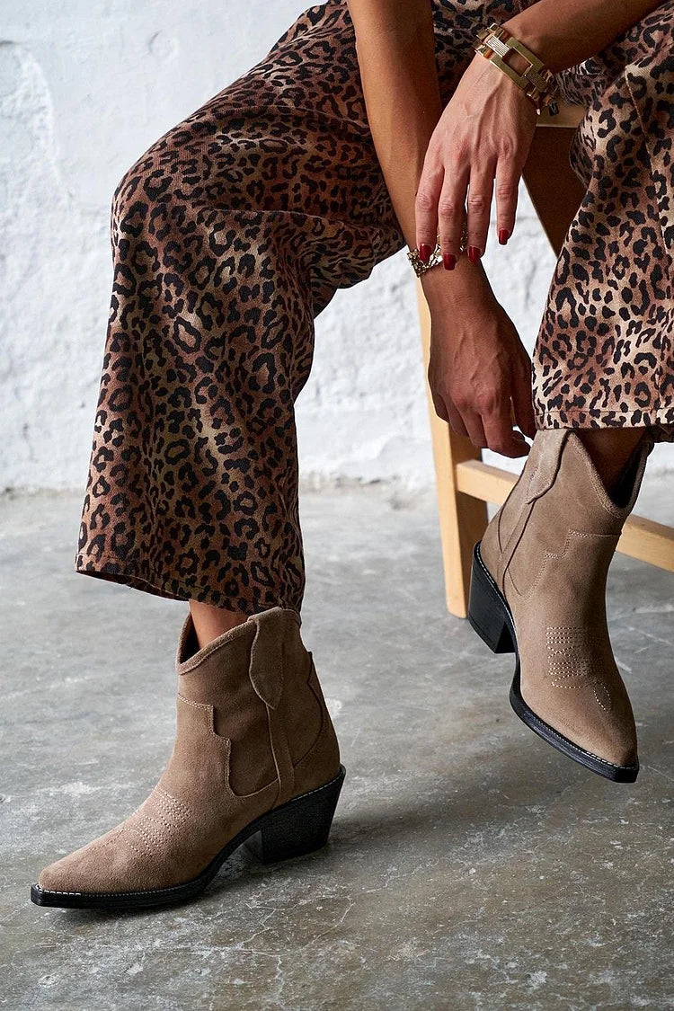 Margot | Bottes minimalistes en daim
