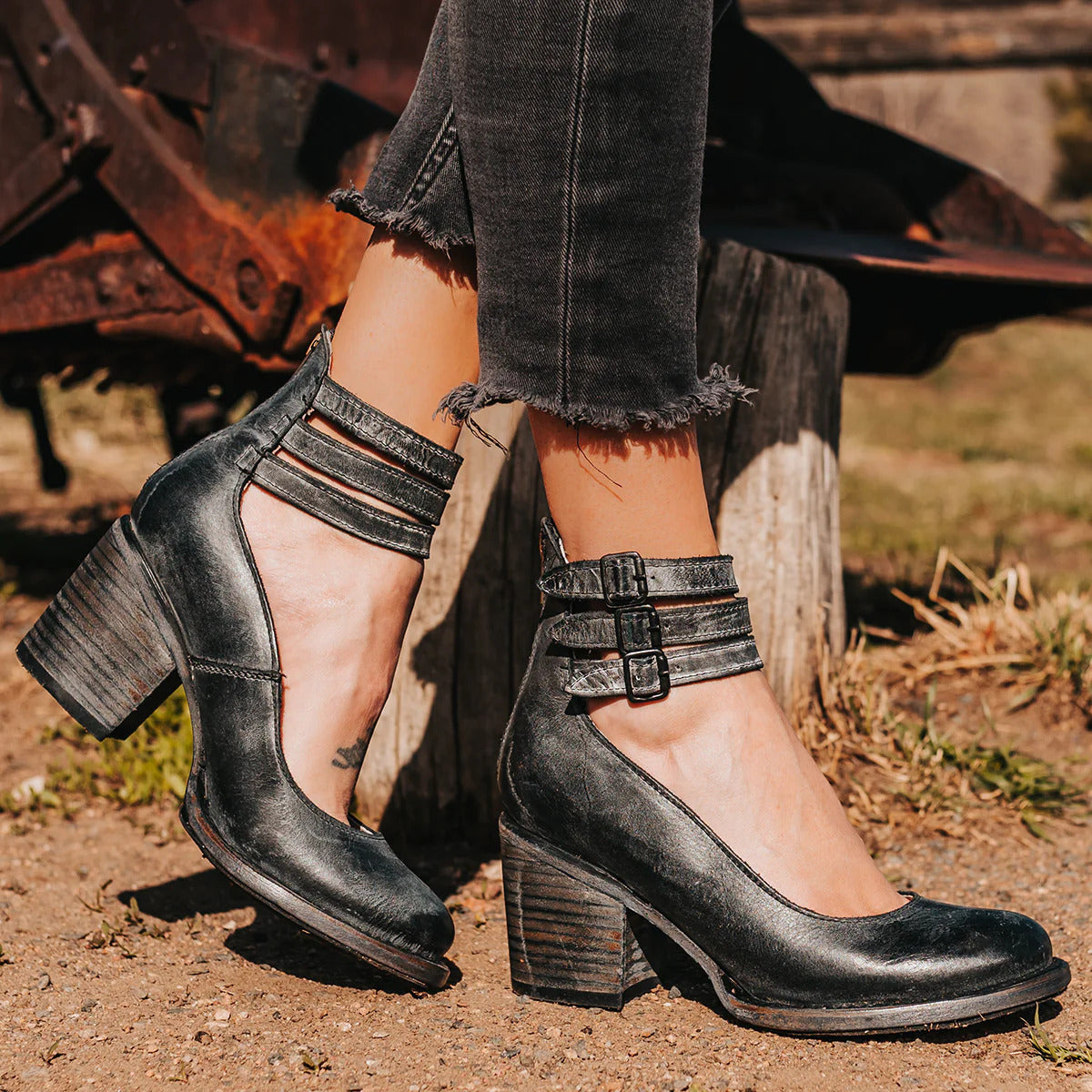 CAMILLE | Escarpins à brides en cuir — talon bloc confort